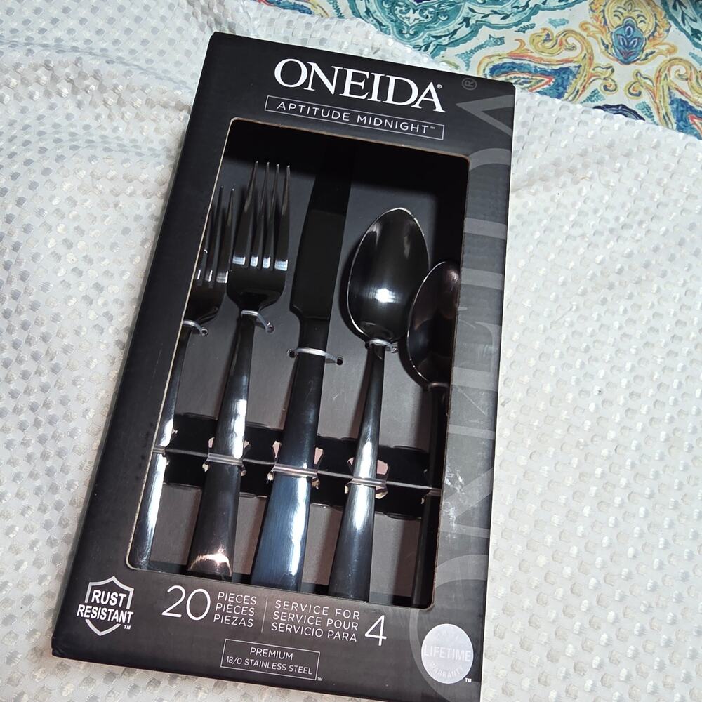 ONEIDA 20.PC APTITUDE MIDNIGHT STAINLESS FLATWARE SET